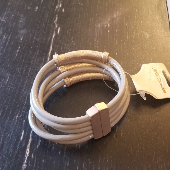 ANE collection multistrand NWT bracelet - Picture 2 of 3